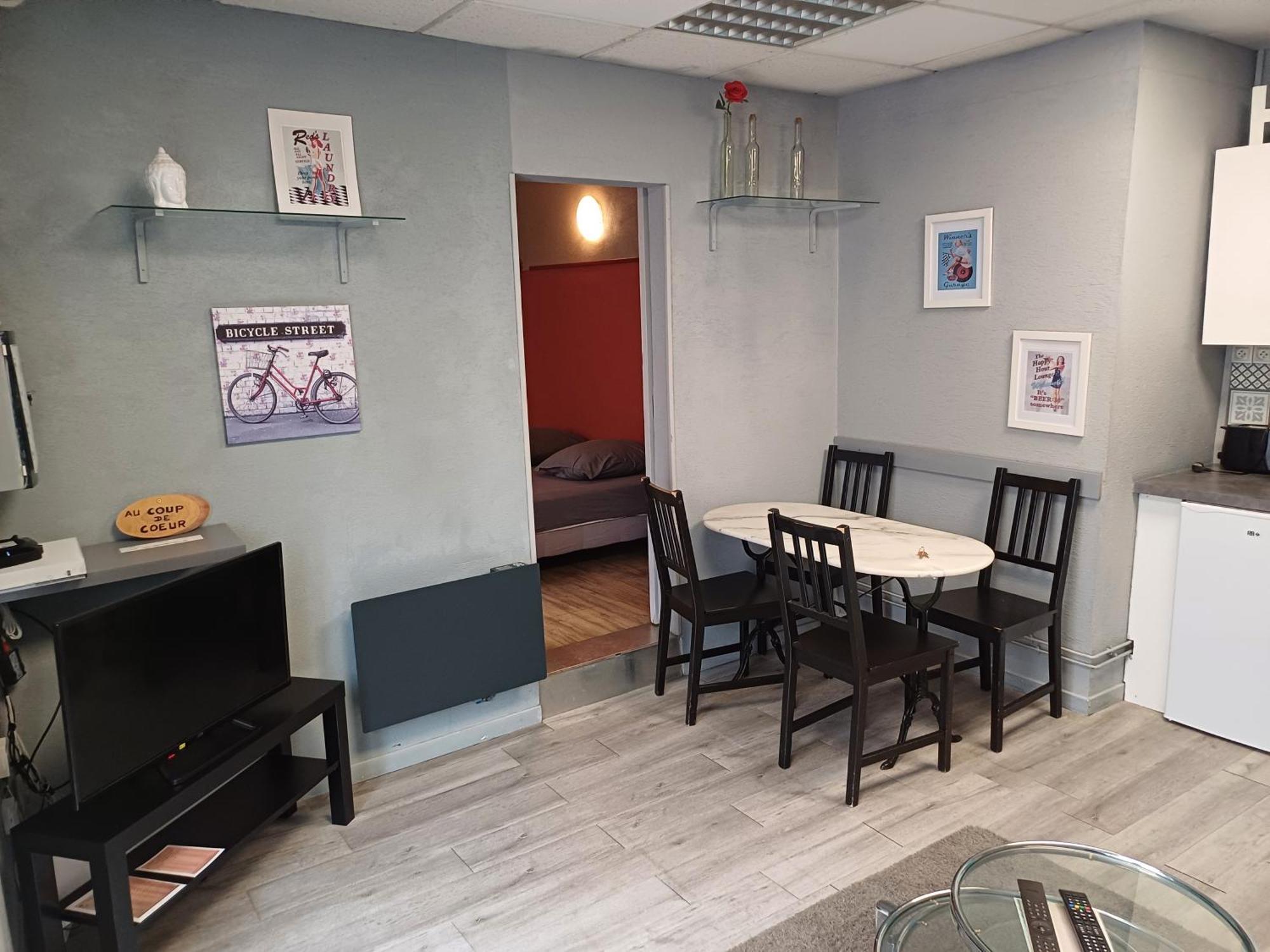 Au Coup De Coeur Apartment Colmar Bilik gambar