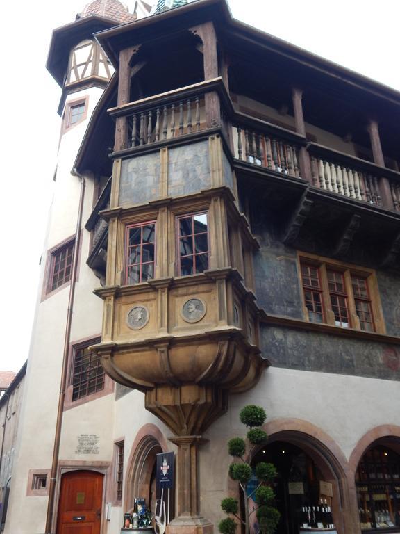 Au Coup De Coeur Apartment Colmar Bilik gambar