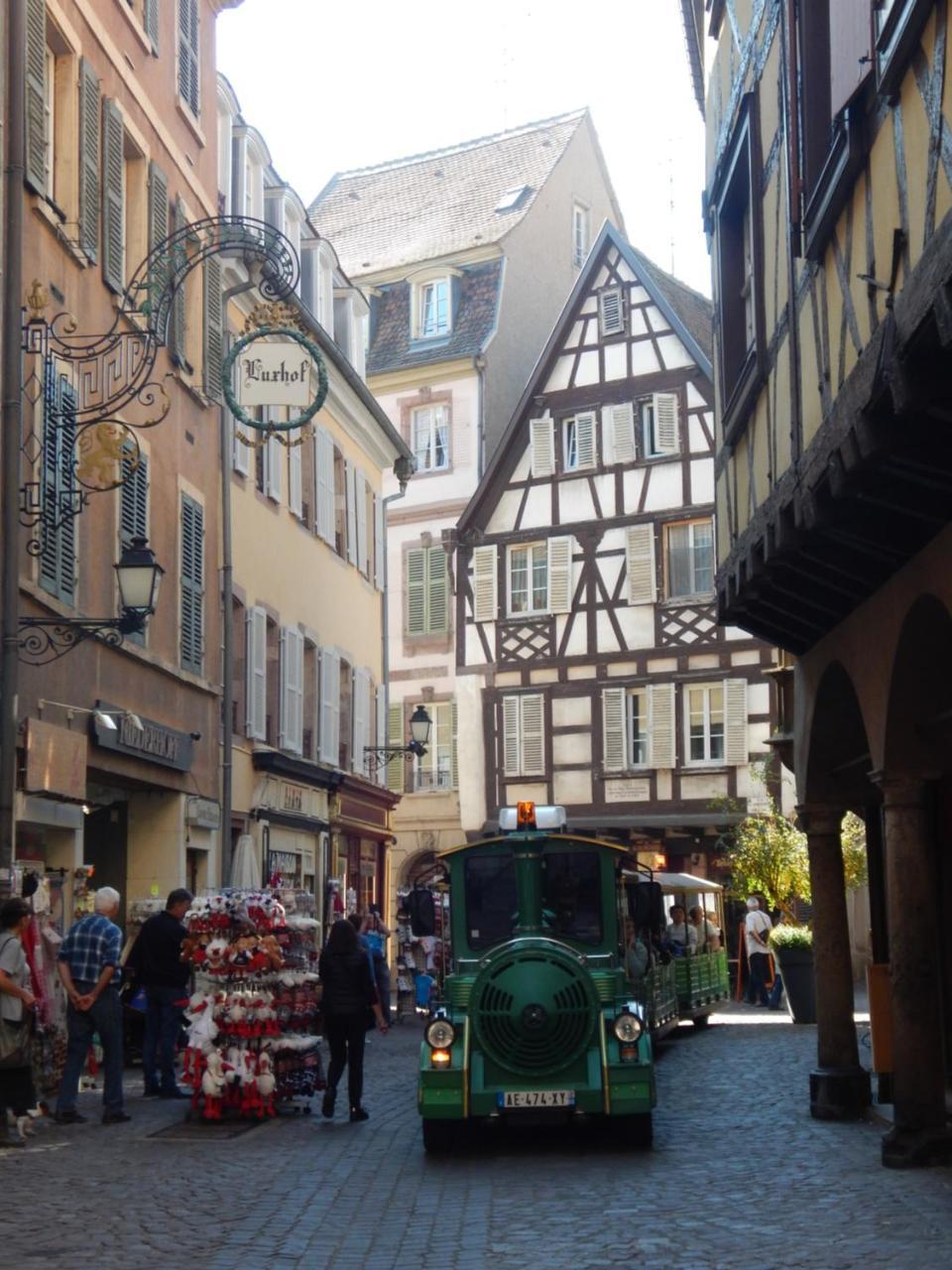 Au Coup De Coeur Apartment Colmar Luaran gambar